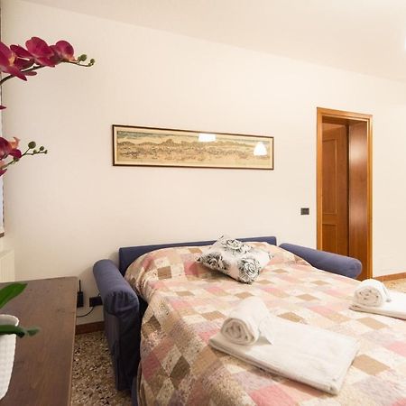 Ferienwohnung Rialto Dream - Wifi Venedig Exterior foto